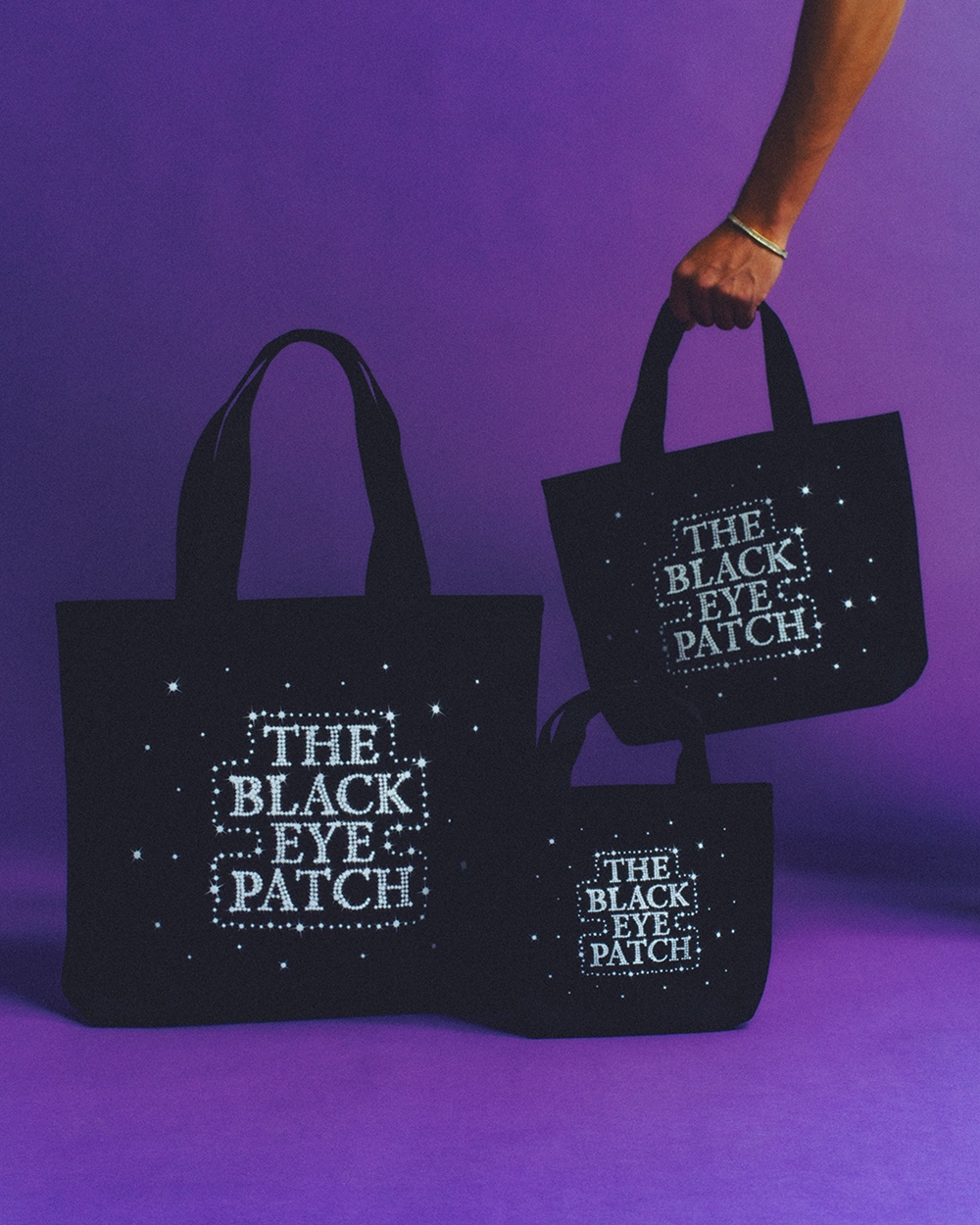 ブラックアイパッチ SHINING OG LABEL TOTE BAG M即完売 BlackEyePatch] SHINING OG LABEL TOTE BAG LARGE - MOLDNEST